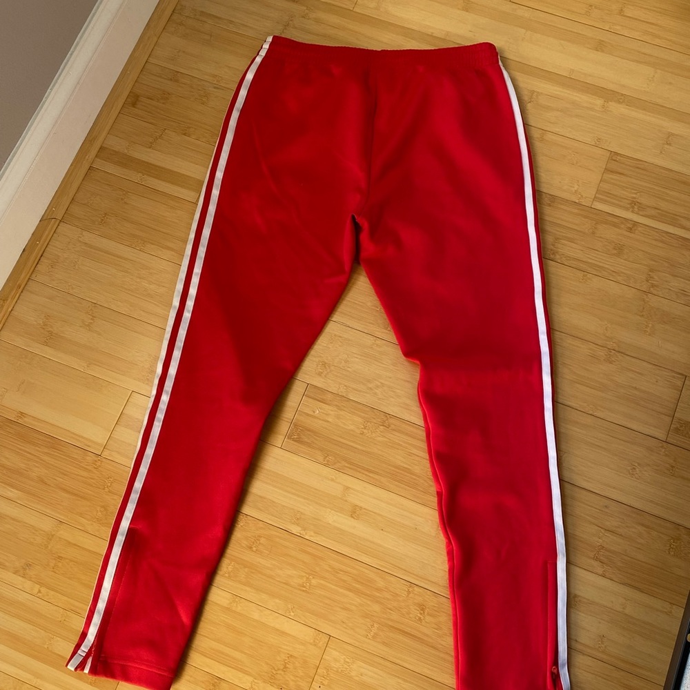 Adidas Joggers/Trackpants